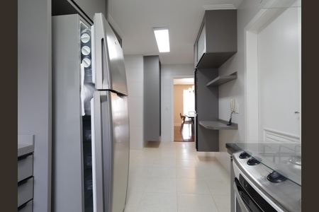 Apartamento para alugar com 201m², 4 quartos e 3 vagasCozinha