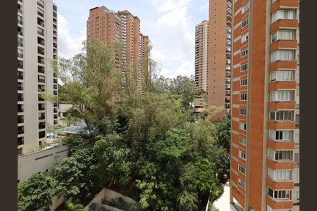 Apartamento para alugar com 201m², 4 quartos e 3 vagasVista da Sala