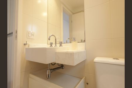 Apartamento para alugar com 201m², 4 quartos e 3 vagasBanheiro da Suíte 1