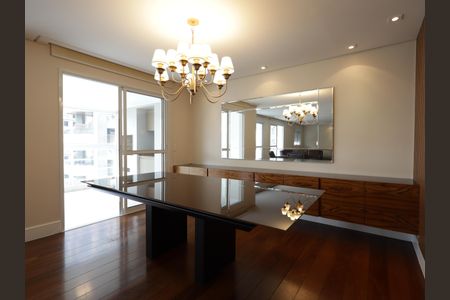 Apartamento para alugar com 201m², 4 quartos e 3 vagasSala de Jantar