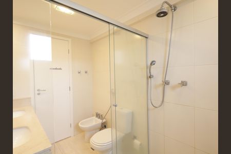 Apartamento para alugar com 201m², 4 quartos e 3 vagasBanheiro da Suíte 2