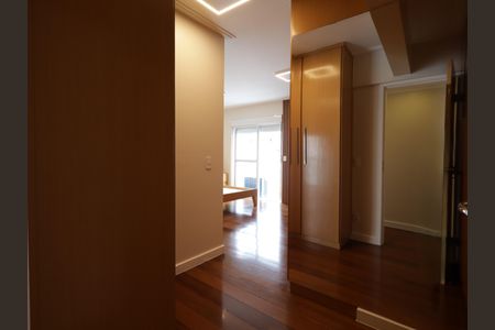 Apartamento para alugar com 201m², 4 quartos e 3 vagasSuíte 2