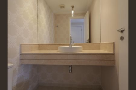 Apartamento para alugar com 201m², 4 quartos e 3 vagasLavabo