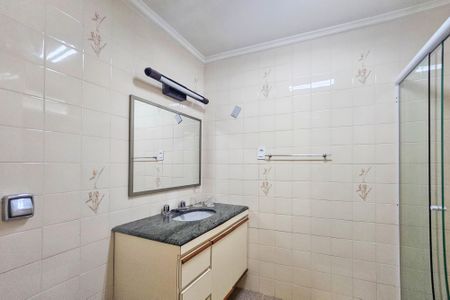 Apartamento para alugar com 129m², 3 quartos e 1 vagaBanheiro da suíte