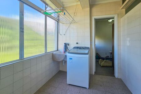 Apartamento para alugar com 129m², 3 quartos e 1 vagaÁrea de serviço