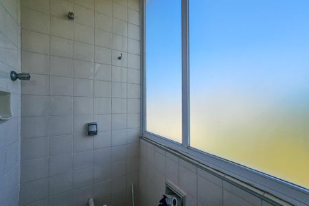 Apartamento para alugar com 129m², 3 quartos e 1 vagaÁrea de serviço