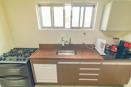 Apartamento para alugar com 74m², 2 quartos e 1 vagaCozinha