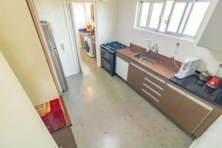 Apartamento para alugar com 74m², 2 quartos e 1 vagaCozinha