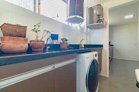 Apartamento para alugar com 74m², 2 quartos e 1 vagaÁrea de Serviço