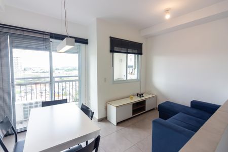 Sala  de kitnet/studio para alugar com 1 quarto, 37m² em Presidente Altino, Osasco