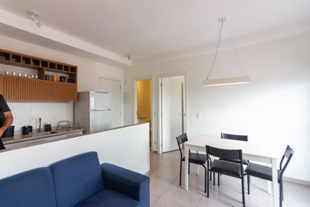 Sala de kitnet/studio para alugar com 1 quarto, 37m² em Presidente Altino, Osasco