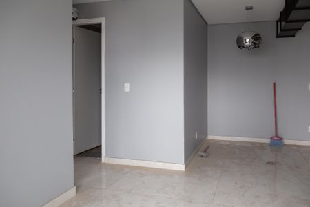 Sala de apartamento à venda com 2 quartos, 41m² em Vila São João, Guarulhos