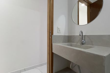 Casa para alugar com 59m², 1 quarto e sem vagaBanheiro