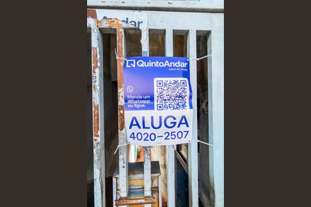 Placa  de casa para alugar com 2 quartos, 40m² em Parque Cisper, São Paulo