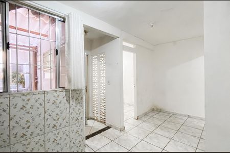 Cozinha  de casa para alugar com 2 quartos, 40m² em Parque Cisper, São Paulo