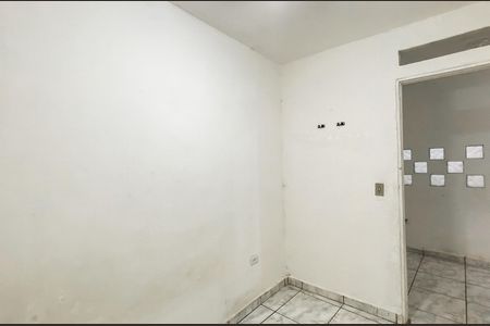 Quarto 1 de casa para alugar com 2 quartos, 40m² em Parque Cisper, São Paulo