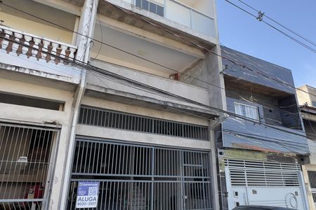 Casa para alugar com 60m², 1 quarto e sem vagaFachada com placa