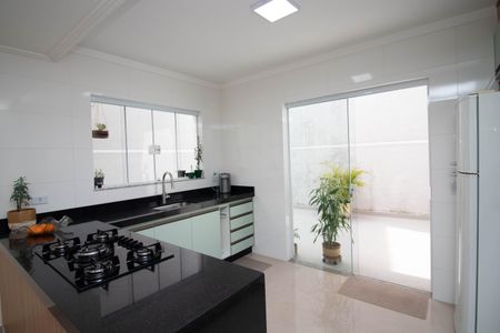 Casa à venda com 135m², 3 quartos e 3 vagasCozinha