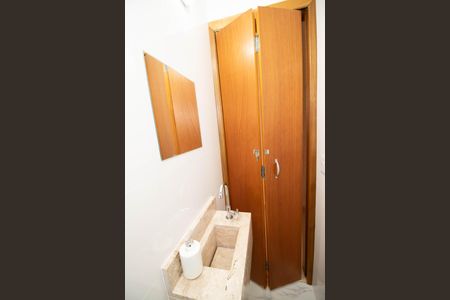 Casa à venda com 135m², 3 quartos e 3 vagasBanheiro Social