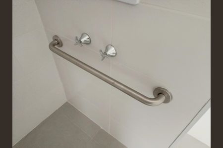 Studio à venda com 26m², 1 quarto e sem vaga Studio à venda com 26m², 1 quarto e sem vagaBanheiro Social