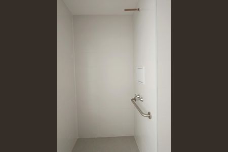 Studio à venda com 26m², 1 quarto e sem vaga Studio à venda com 26m², 1 quarto e sem vagaBanheiro Social