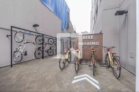 Apartamento à venda com 37m², 2 quartos e sem vagaÁrea comum