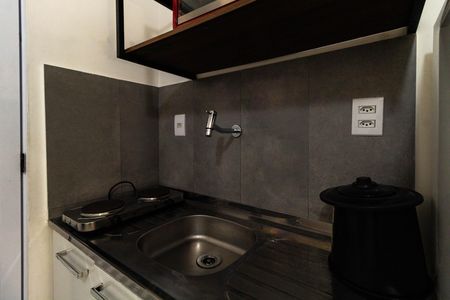 Studio para alugar com 15m², 1 quarto e sem vaga Studio para alugar com 15m², 1 quarto e sem vagaCozinha