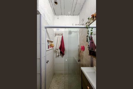 Casa à venda com 80m², 3 quartos e 2 vagasBanheiro