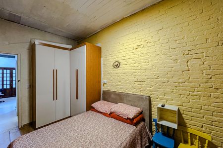 Casa à venda com 80m², 3 quartos e 2 vagasStudio