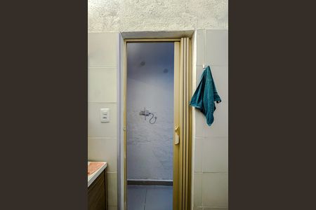 Casa à venda com 80m², 3 quartos e 2 vagasBanheiro