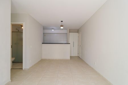Apartamento para alugar com 68m², 3 quartos e 1 vaga Apartamento para alugar com 68m², 3 quartos e 1 vagaSala