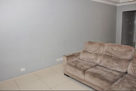 Casa à venda com 200m², 3 quartos e 3 vagasSala