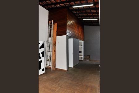 Casa à venda com 200m², 3 quartos e 3 vagasDetalhe - Churrasqueira