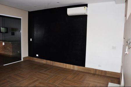 Casa à venda com 200m², 3 quartos e 3 vagasÁrea de TV