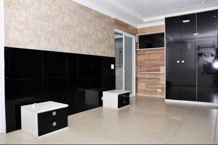 Casa à venda com 200m², 3 quartos e 3 vagasSuíte