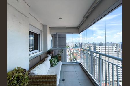 Apartamento para alugar com 68m², 2 quartos e 2 vagas Apartamento para alugar com 68m², 2 quartos e 2 vagasVaranda