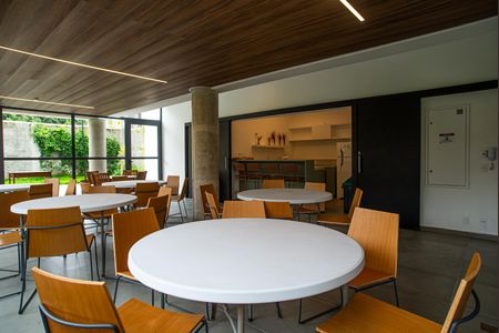 Apartamento para alugar com 30m², 1 quarto e sem vaga Apartamento para alugar com 30m², 1 quarto e sem vagaÁrea comum - Salão de festas