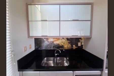 Casa à venda com 247m², 3 quartos e 4 vagas Casa à venda com 247m², 3 quartos e 4 vagasCozinha