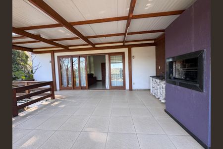 Casa à venda com 247m², 3 quartos e 4 vagas Casa à venda com 247m², 3 quartos e 4 vagasVaranda da Sala