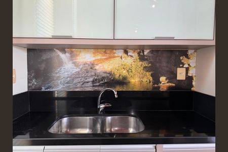 Casa à venda com 247m², 3 quartos e 4 vagas Casa à venda com 247m², 3 quartos e 4 vagasCozinha