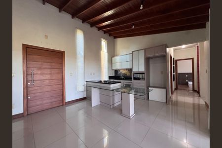 Casa à venda com 247m², 3 quartos e 4 vagas Casa à venda com 247m², 3 quartos e 4 vagasCozinha