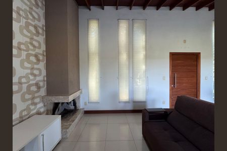 Sala de casa à venda com 3 quartos, 247m² em Santo Andre, São Leopoldo