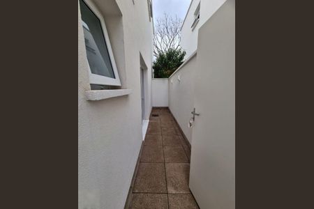 Casa à venda com 4 quartos, 400m² em Jardim Petropolis, São Paulo