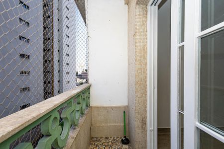 Apartamento para alugar com 65m², 2 quartos e sem vagaSacada