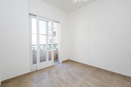 Apartamento para alugar com 65m², 2 quartos e sem vagaSala