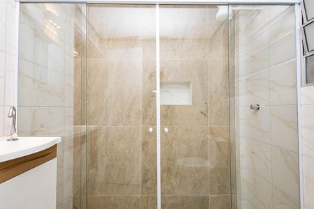 Apartamento para alugar com 65m², 2 quartos e sem vagaBanheiro