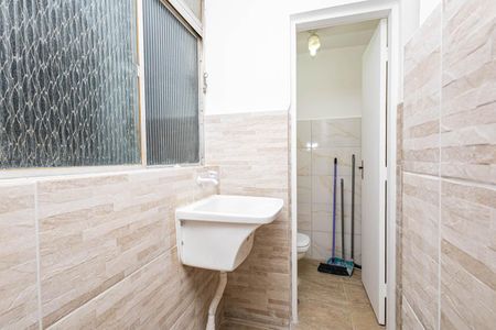 Apartamento para alugar com 65m², 2 quartos e sem vagaÁrea de Serviço