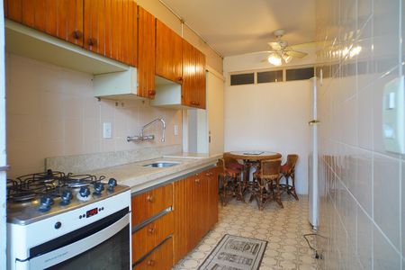 Apartamento à venda com 85m², 2 quartos e 1 vagaCozinha 