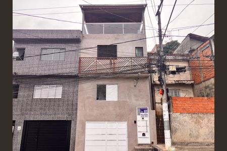 Fachada de casa para alugar com 1 quarto, 45m² em Jardim Marília, São Paulo