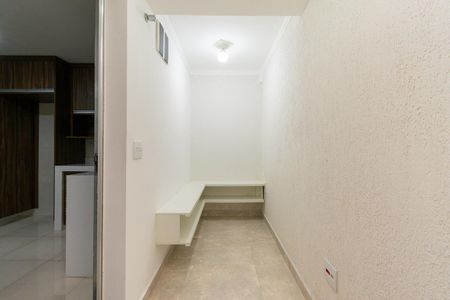 Entrada de casa para alugar com 1 quarto, 45m² em Jardim Marília, São Paulo